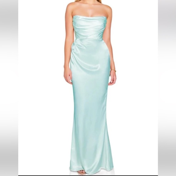 Nookie Dresses & Skirts - NWT NOOKIE MINT GOWN